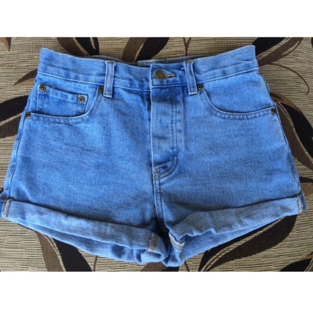 Forever 21 denim cuffed shorts 26